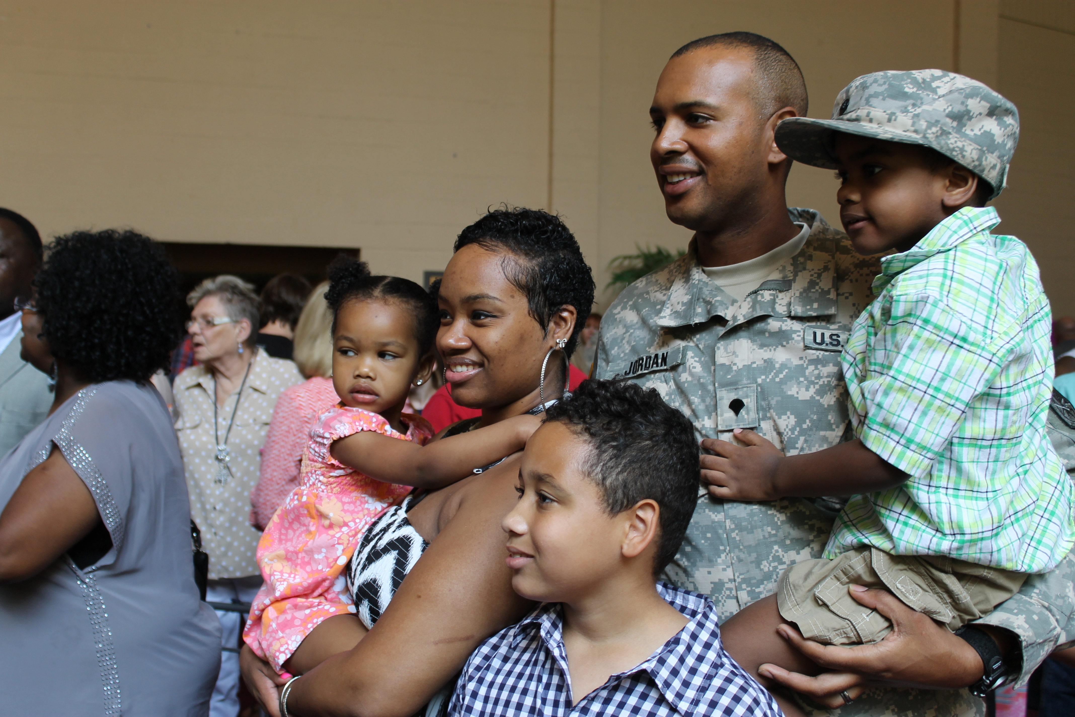 Clearinghouse for Military Family Readiness wins award for community impact