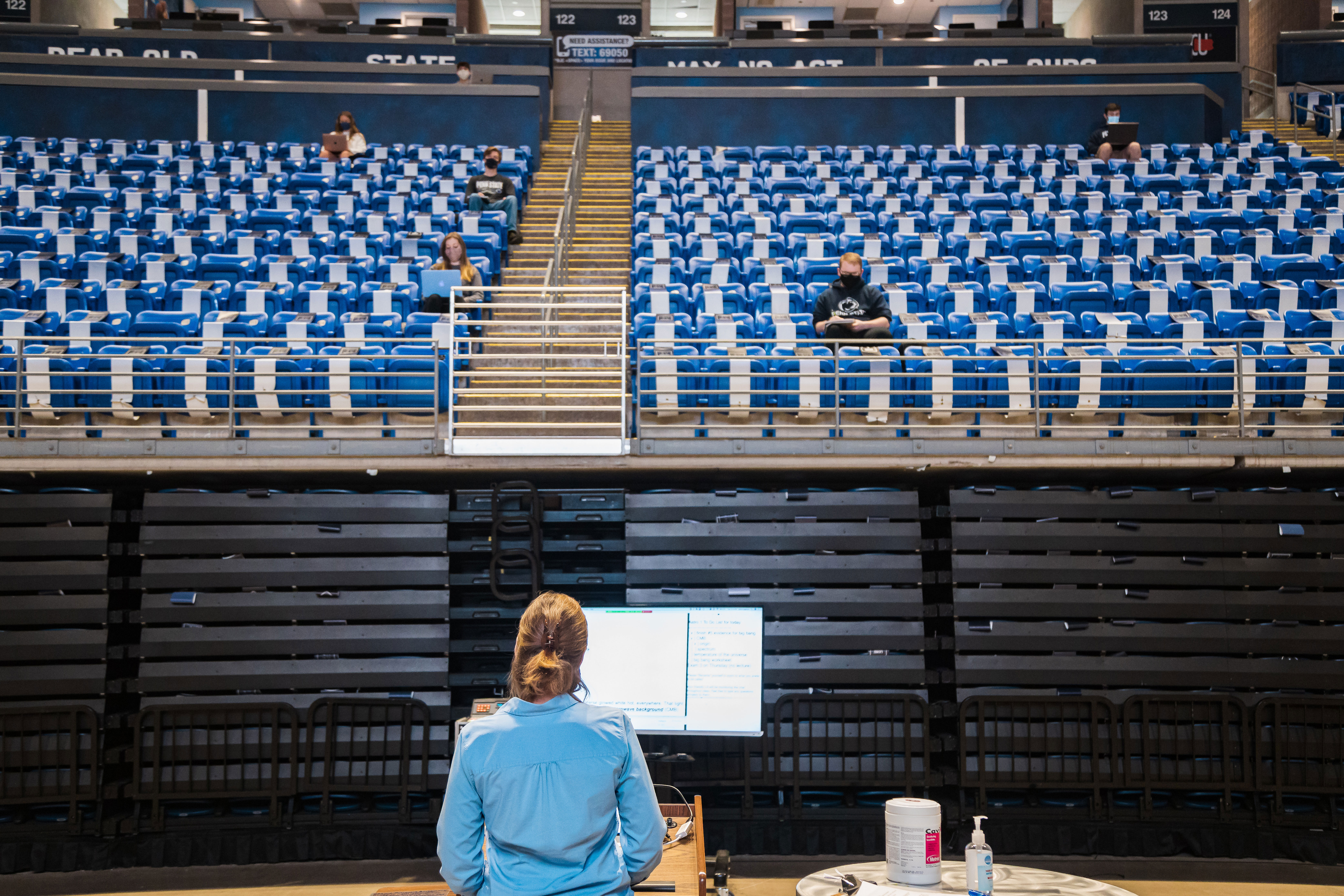 Julia Kregenow, teaching professor of astronomy and astrophysics, delivers an introductory astronomy lecture in the Bryce Jordan Center during the spring 2021 semester.