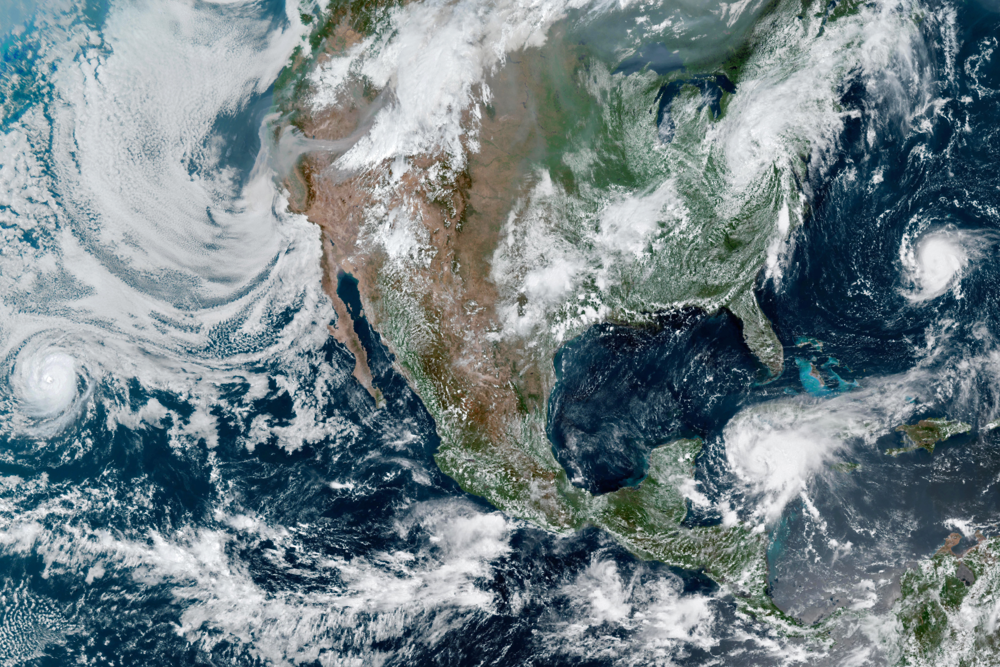 Satellite image of storms of North America 