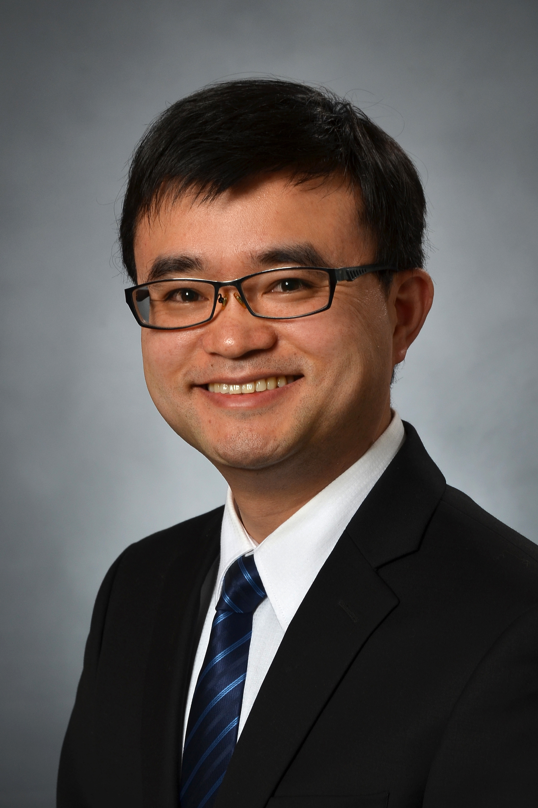 Xiaoyun Ding is the recipient of the 2022 Graduate School Alumni Society Early Career Award