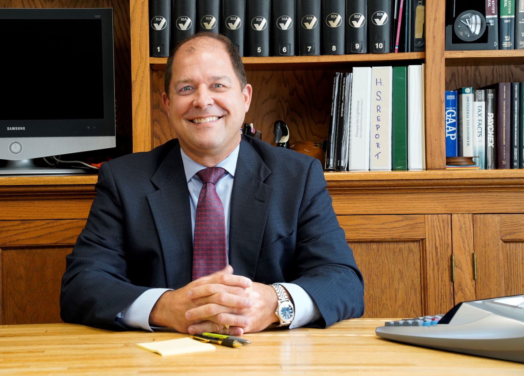 A portrait of Christopher A. Elwell, an executive in residence at Penn State Behrend's Black School of Business.