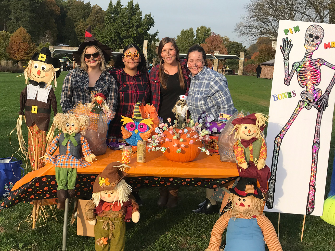 group of faculty, staff and students at Fall Fest