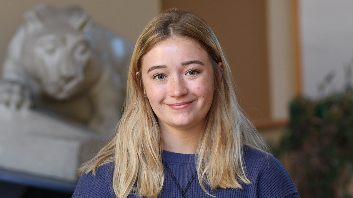 Headshot of Cassidy Murray 