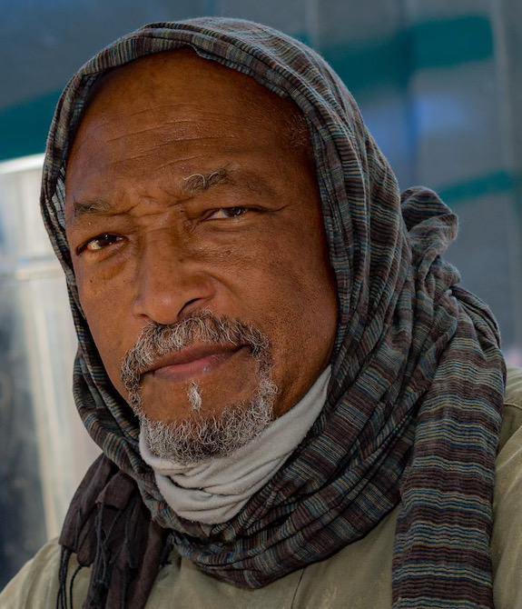 Headshot of Lonnie Graham