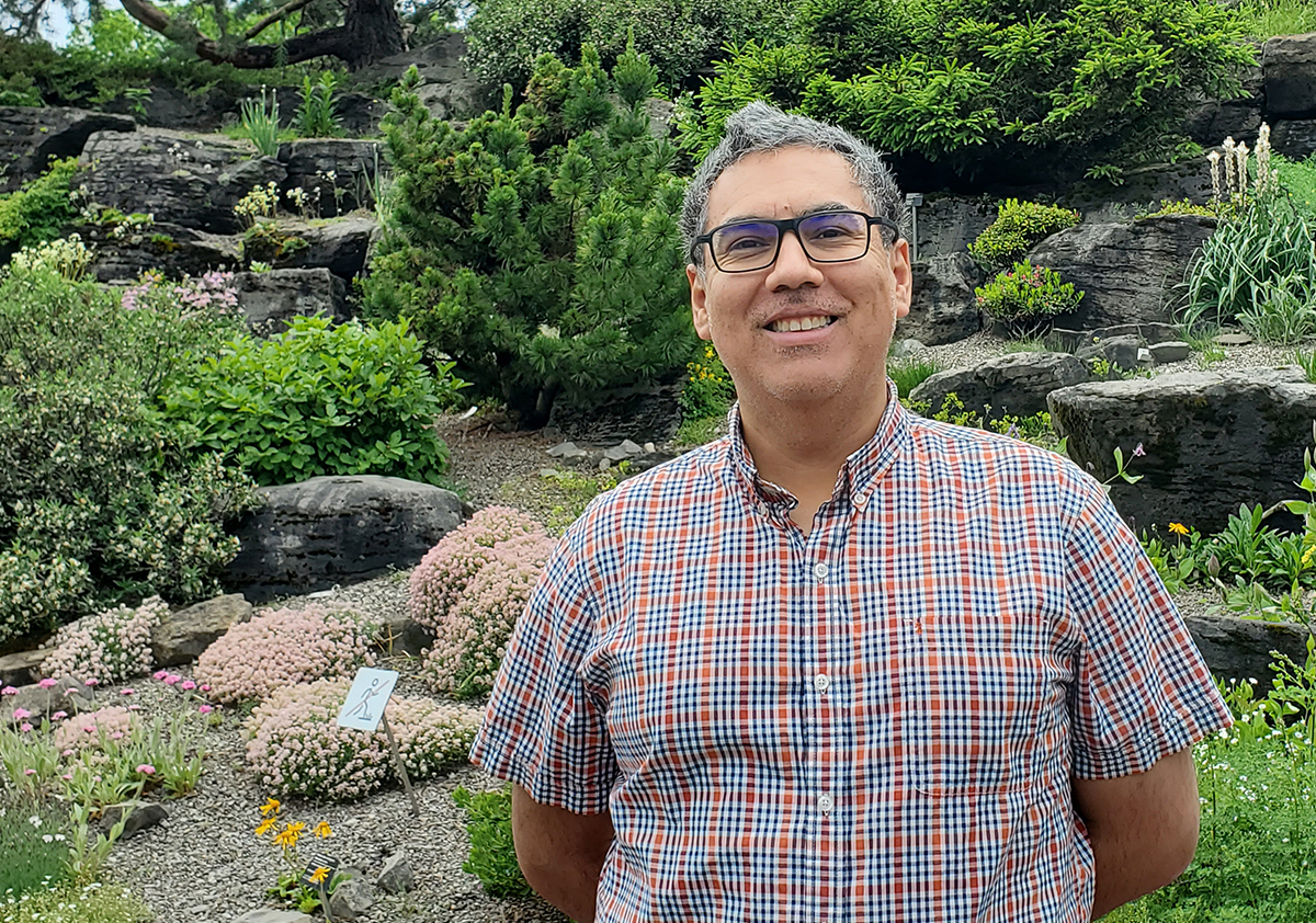 An outdoors portrait of an individual.