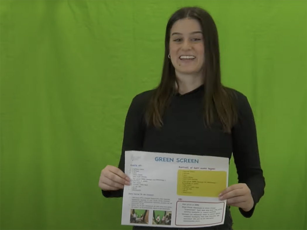 Hannah Markovich green screen