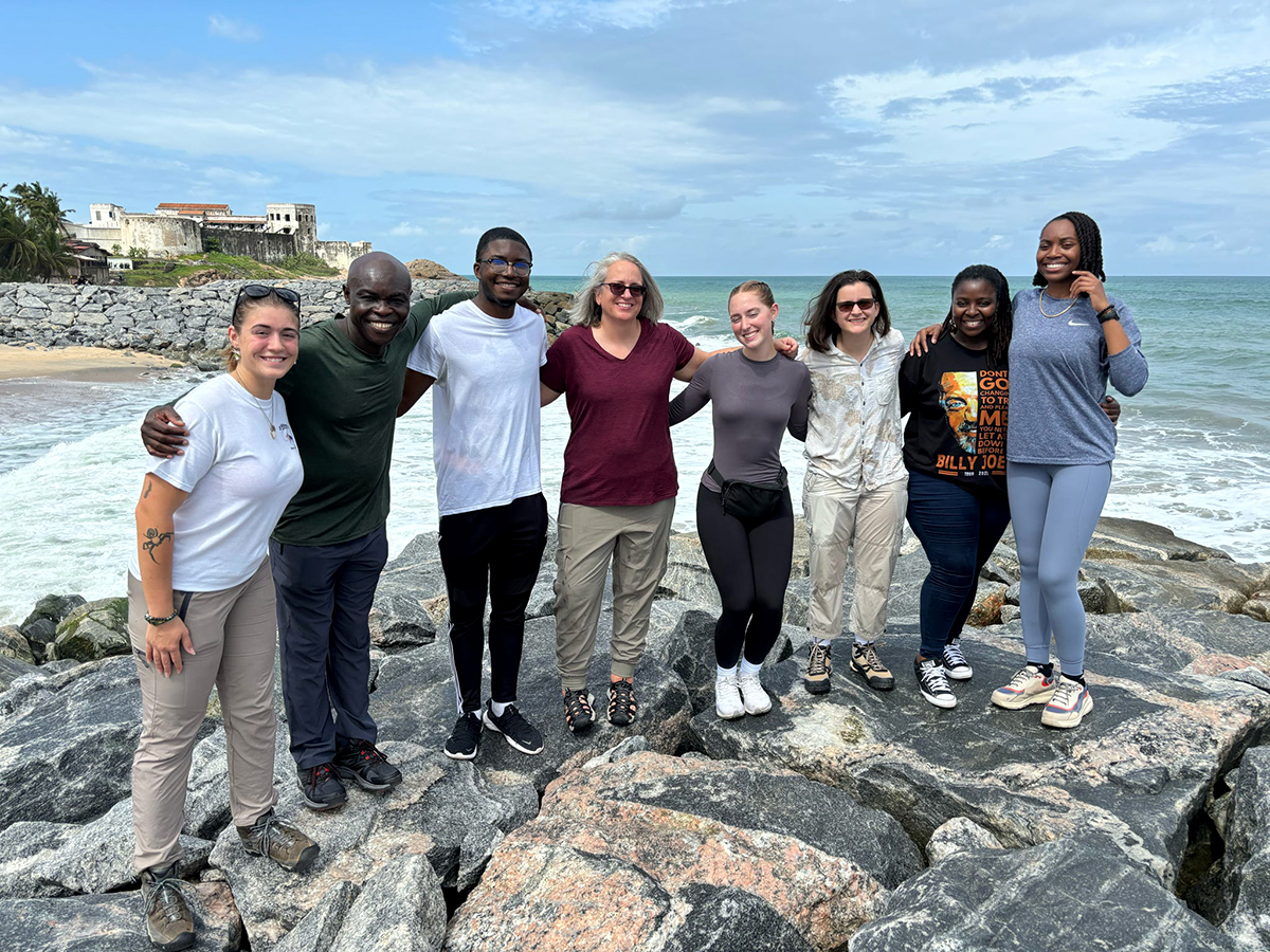 Lou Bellinghausen, Arizona State University; Kofi Adu, Penn State Altoona; Malek Stafford, Troy University; Lara LaDage, Penn State Altoona; Eva Gates, Penn State Altoona; Lilly Blanchard, Louisiana Tech; Rachel Desulme, Penn State Altoona, in Cape Coast.