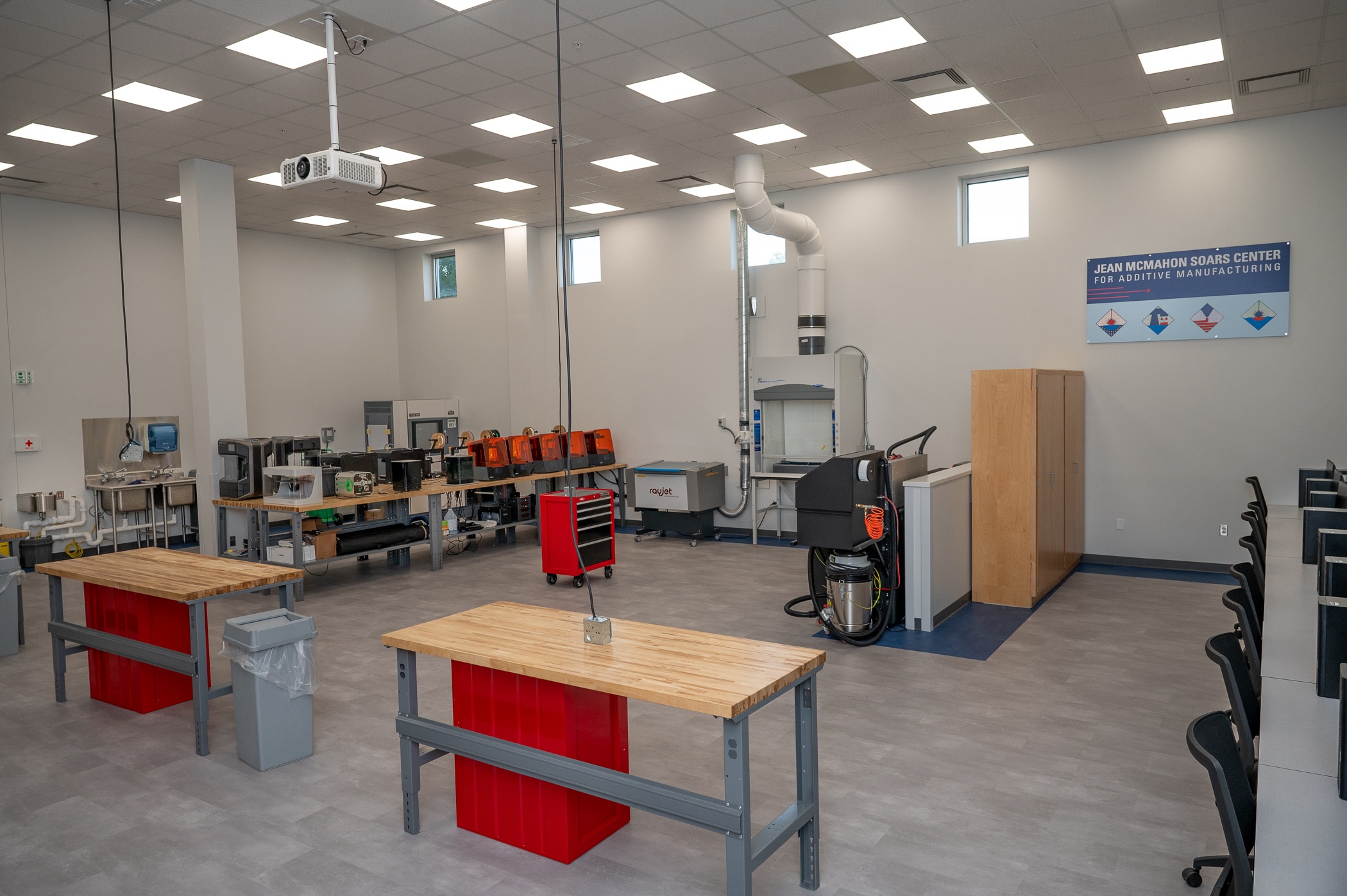 Tables and equipment inside the new Jean McMahon Soars Center for Additive Manufacturing at Penn College