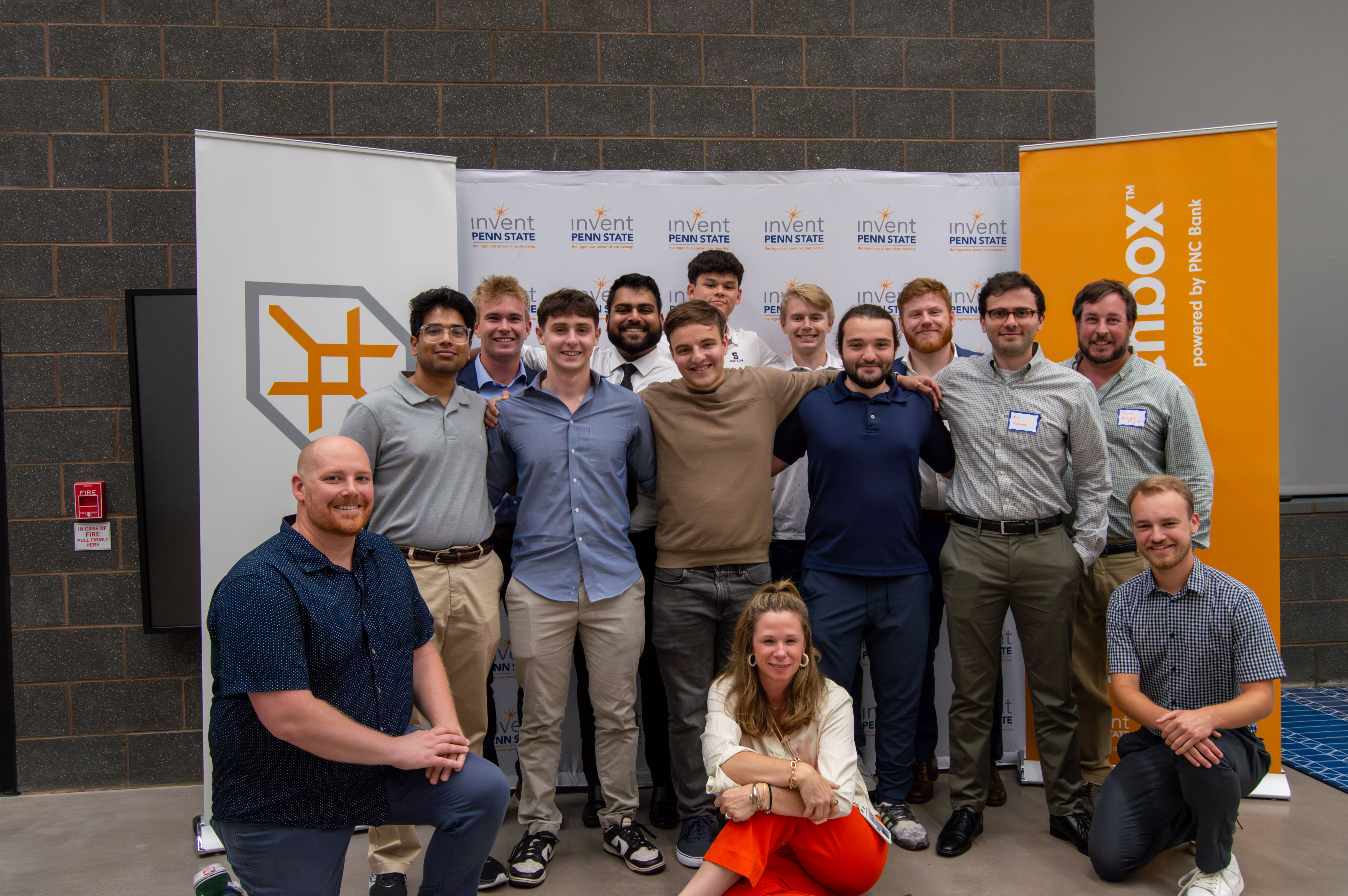 group photo of summer founder program teams with happy valley launchbox staff