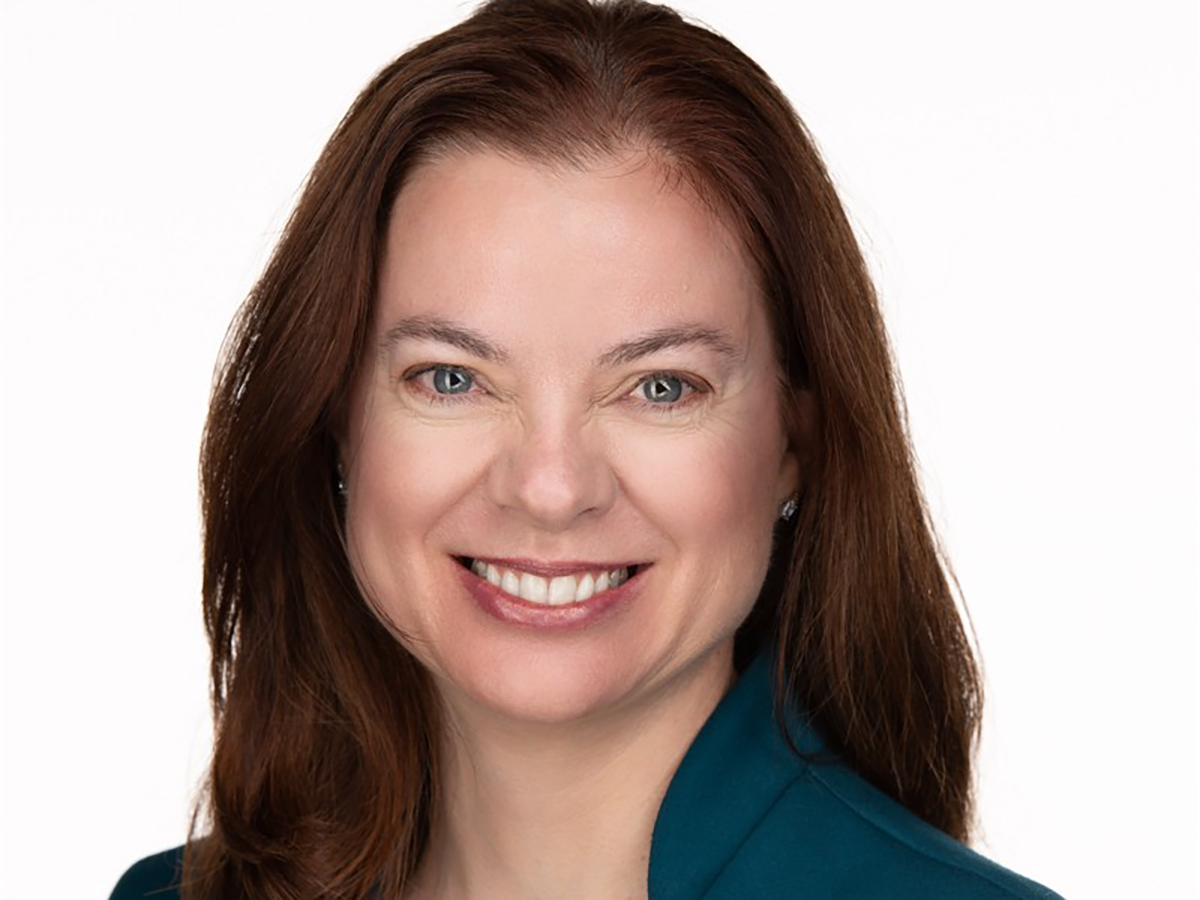 A head and shoulders photo of a smiling Brontë Hamilton 