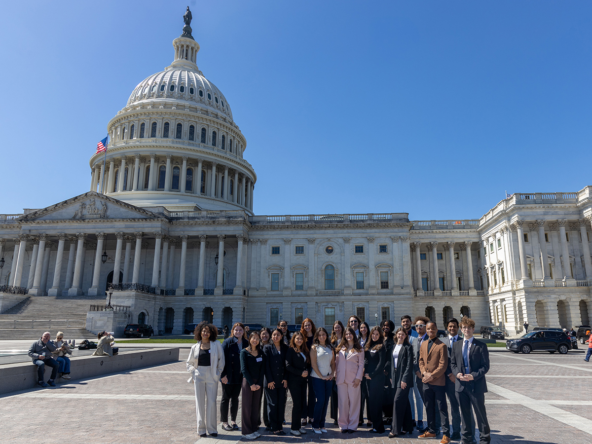 Group of Penn State students standing in front of U.S. Capitol building