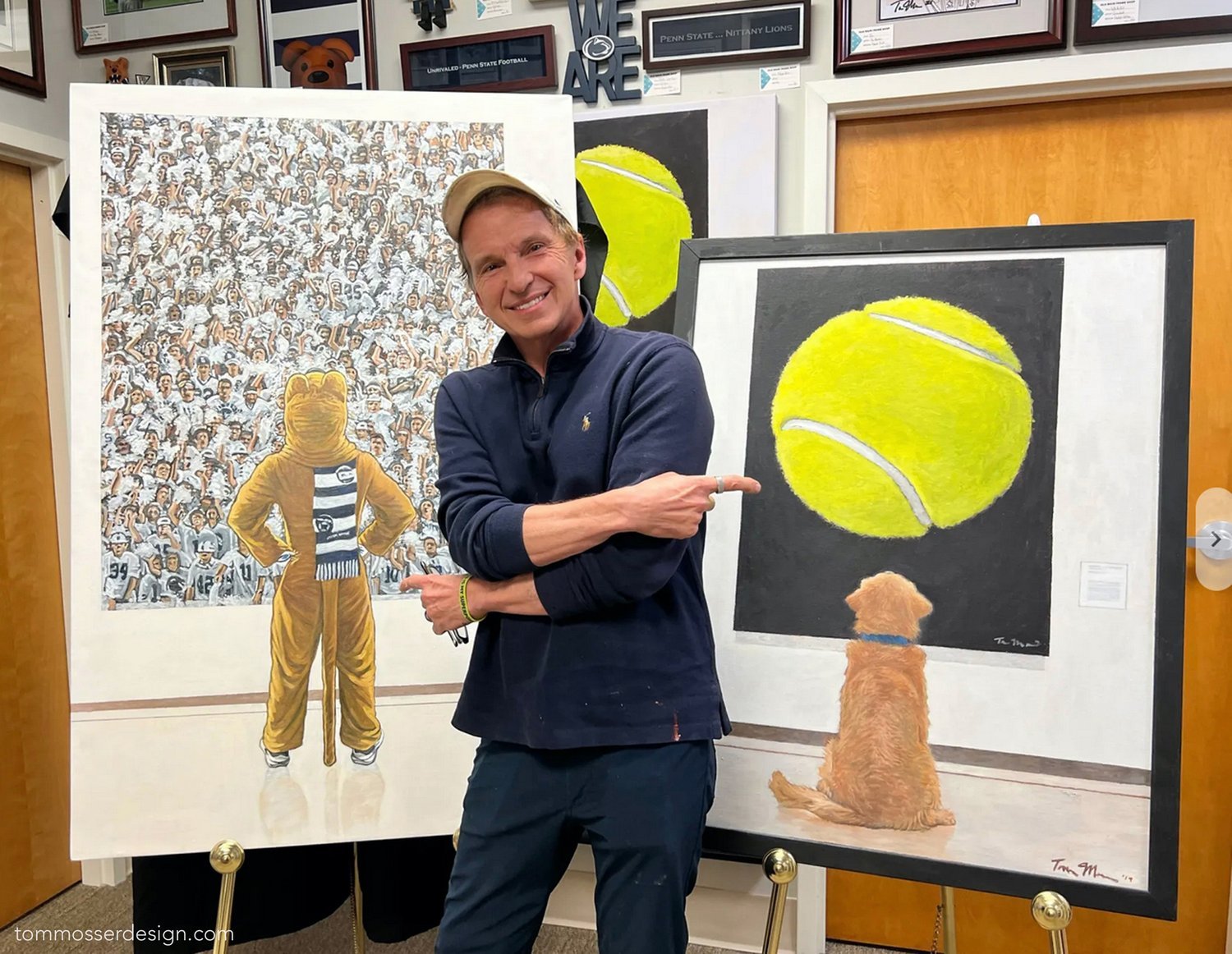 Tom Mosser unveiling Lion at the Library painting