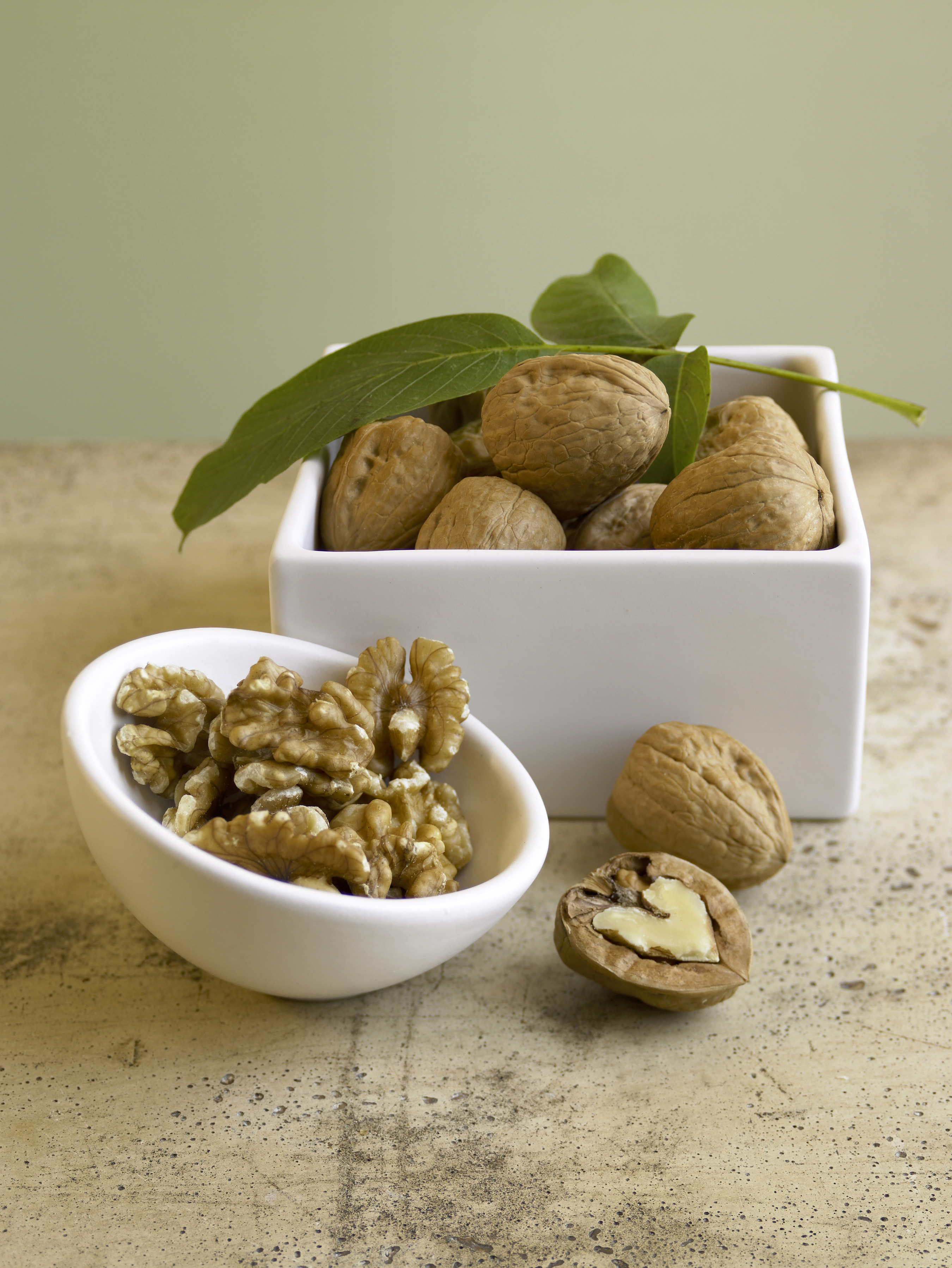 walnuts in bowl and box