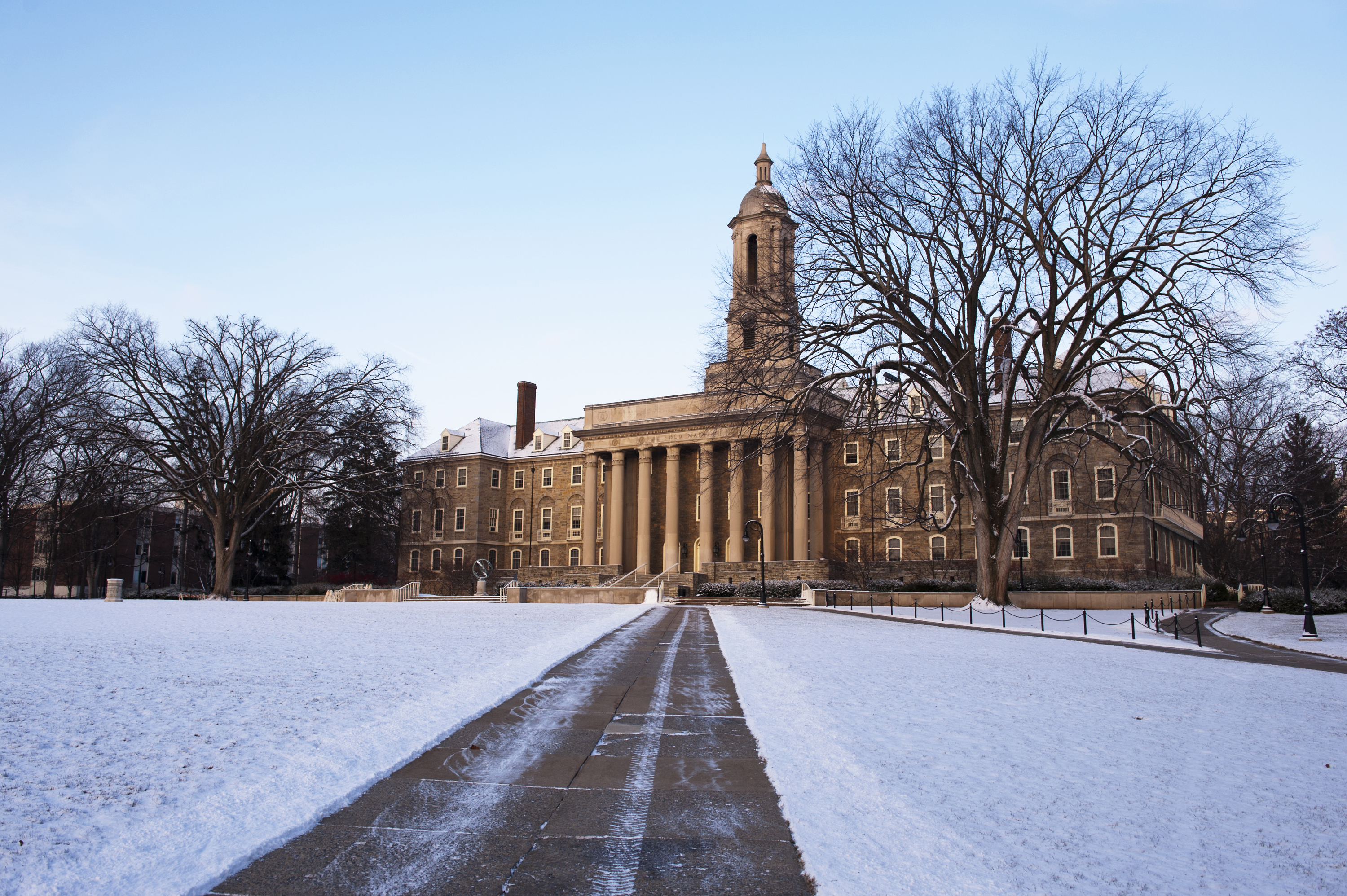 Old Main on a snowy day