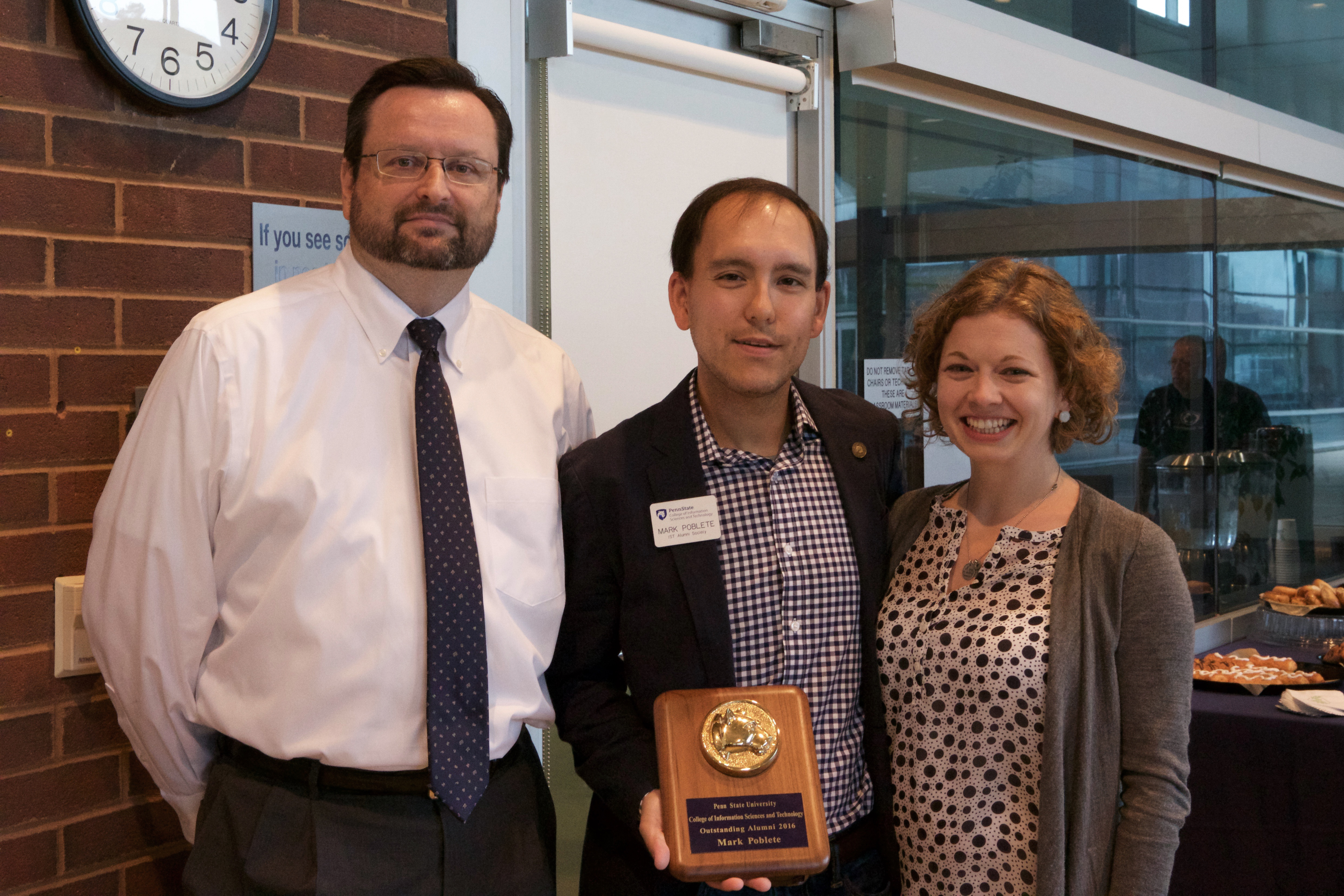 Mark Poblete honored with 2016 IST Outstanding Alumni Award