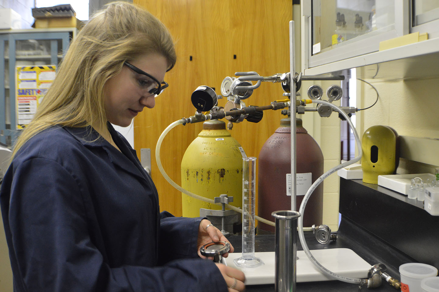 Jenna Bishop researches pressure filtration