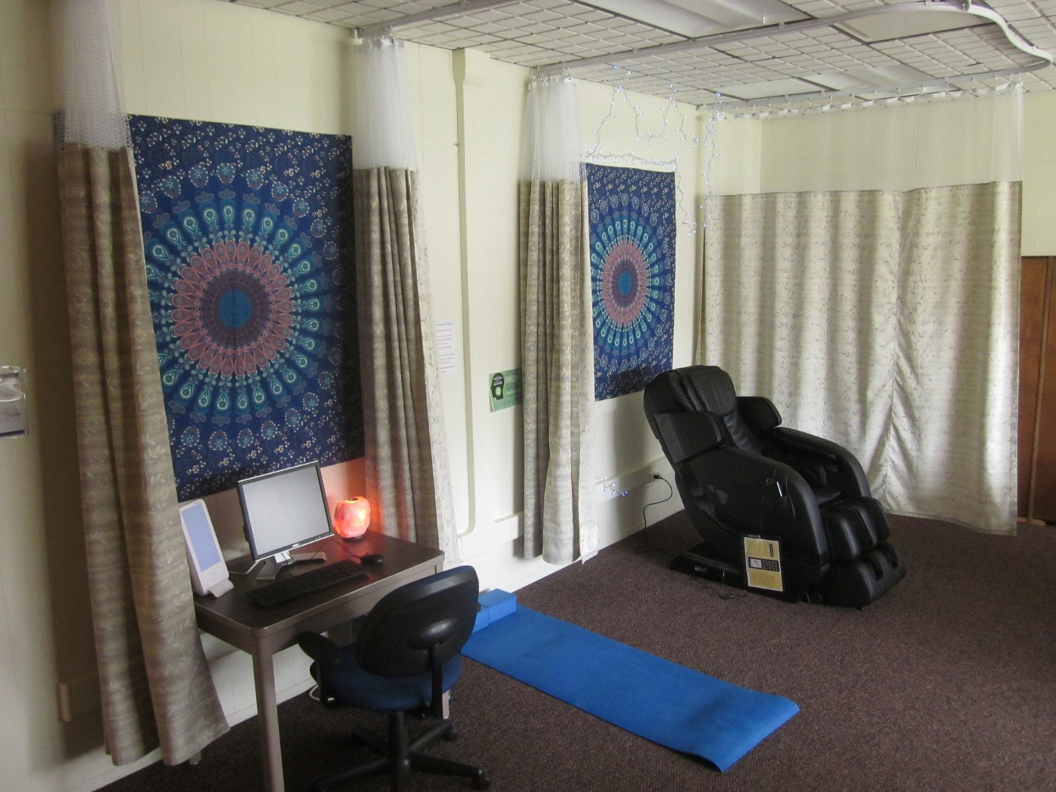 The stress-free zone at Penn State Shenango includes a massage chair, a mediation/yoga station, and a computer station with a natural daylight lamp to improve mood, energy and concentration.