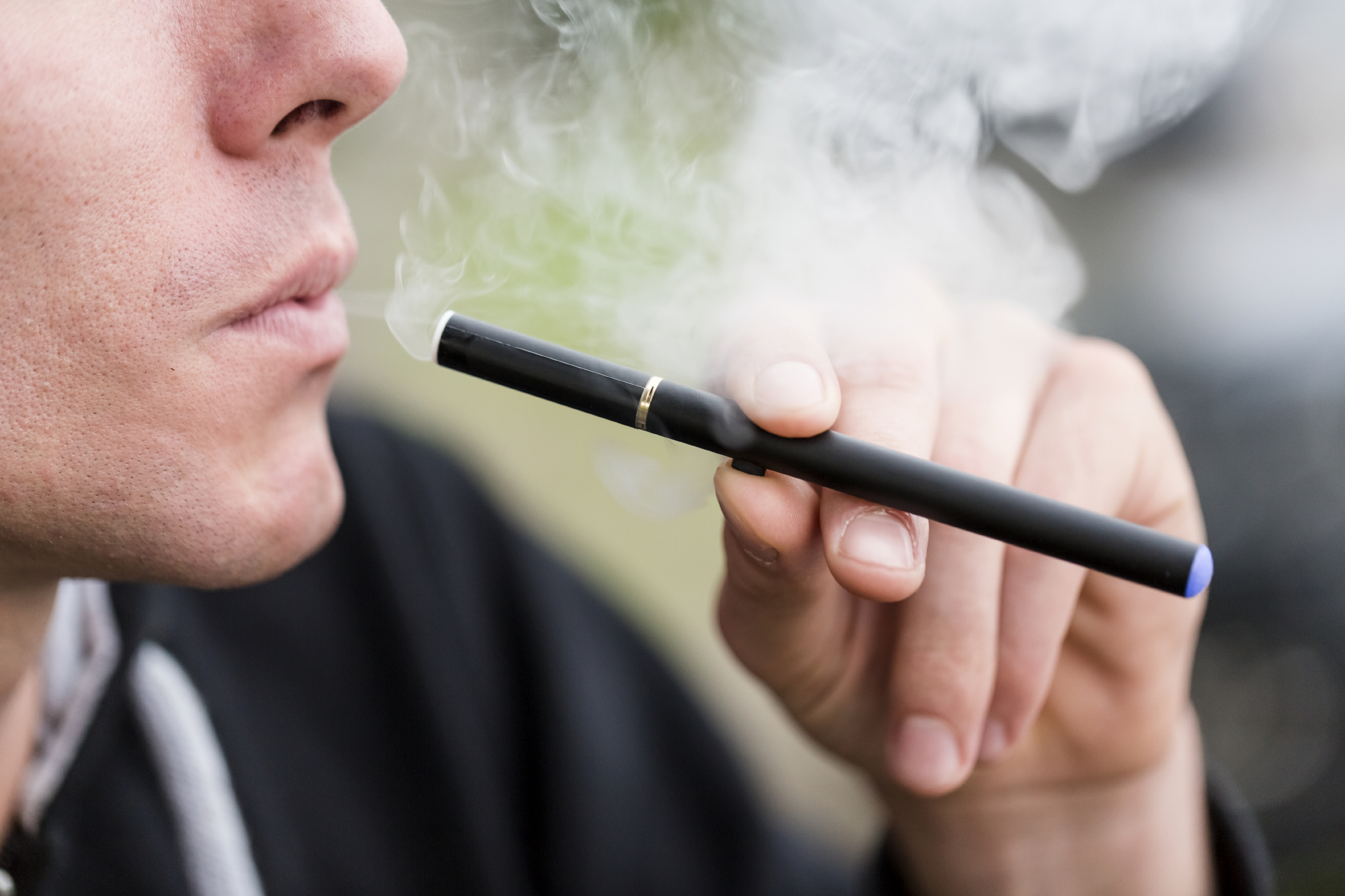 E-cigarettes less addictive than cigarettes | Penn State University
