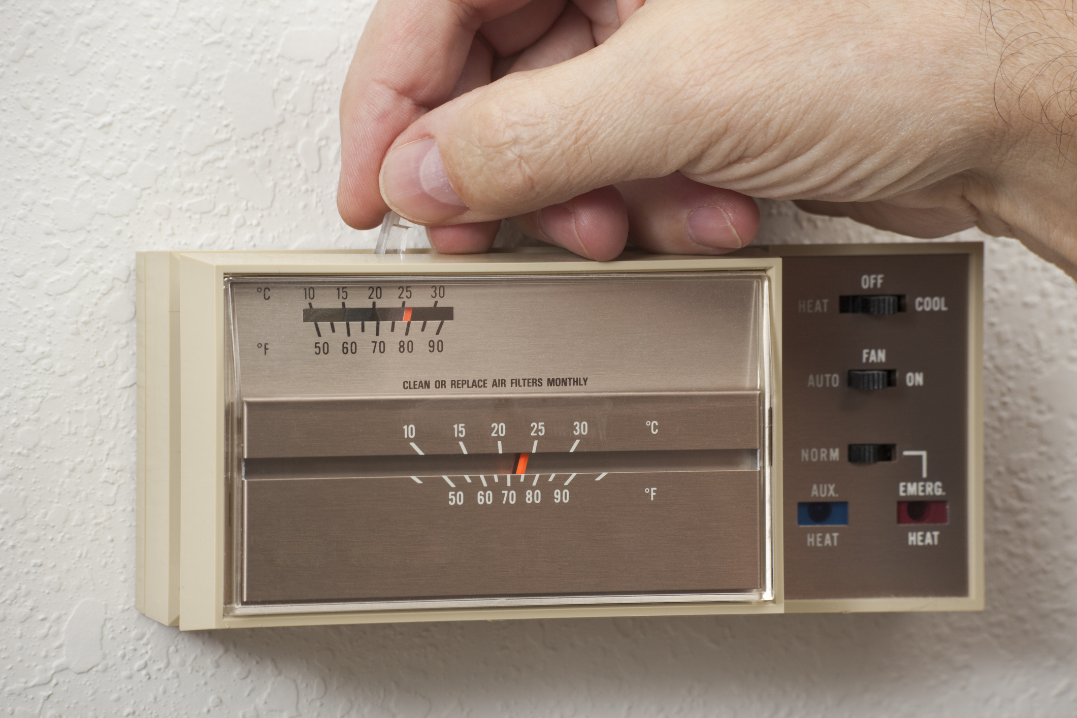 setting thermostat