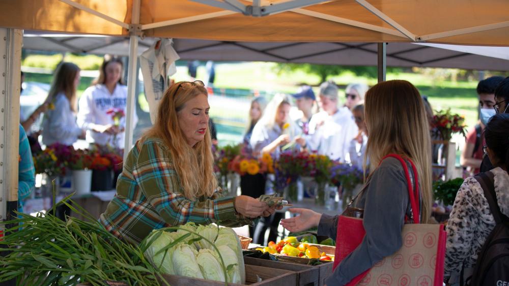 Penn State Extension survey reveals strengths, growth areas for farmers markets