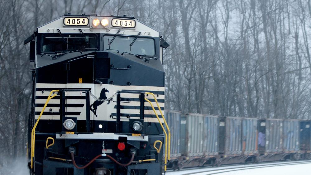 Rail Transportation Engineering faculty, alumni featured on podcast