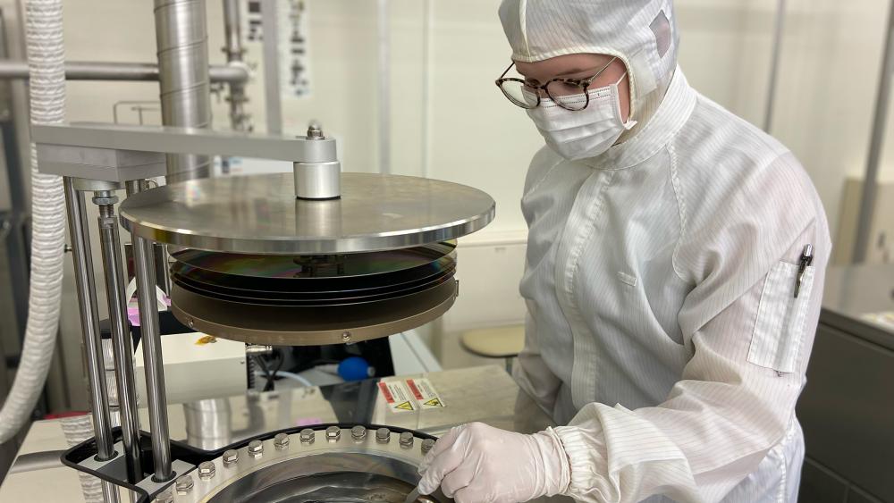 Did Glass Inspire Gershwin New Research Explores The Link - wva3uhg