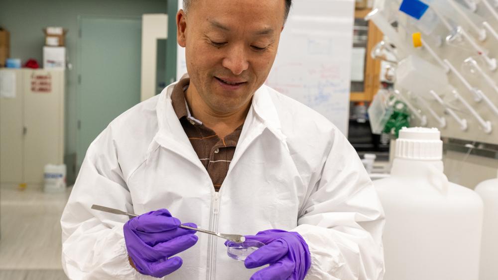 Biomedical engineer uses  million NIH grant to improve human tissue repair