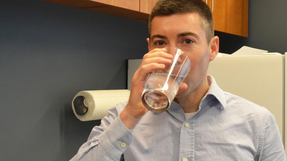 Q&A: Can drinking tap water reduce how many calories children drink? – Penn State University