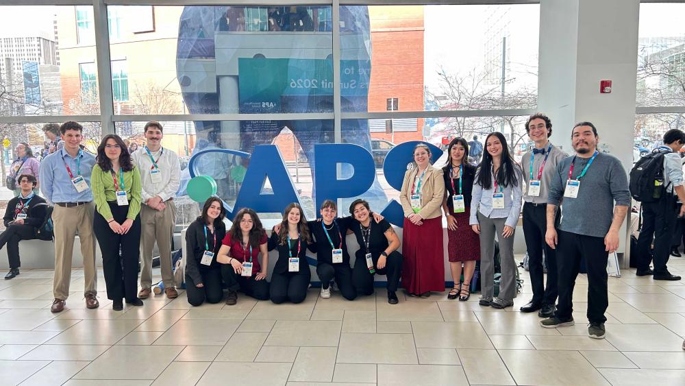 Visiting students explore sustainability through physics REU program