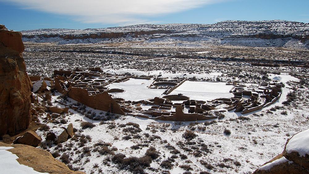 Scarlet macaws point to early complexity at Chaco Canyon Penn