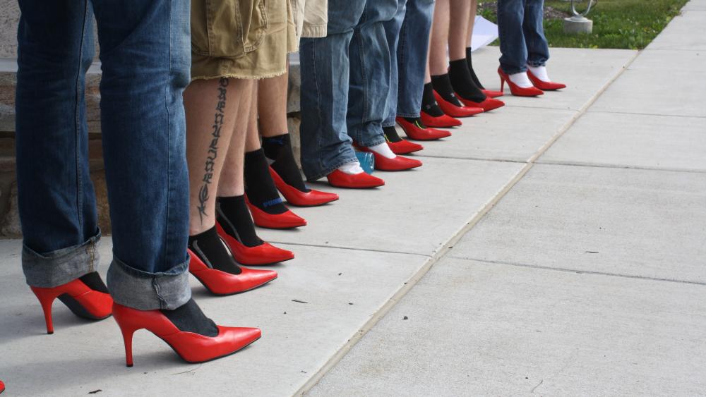 men wearing high heels