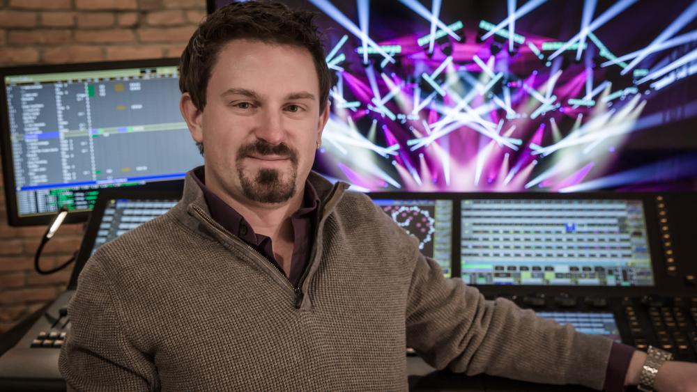 Penn State alumnus Giffin 'finds light' in right place at right time ...