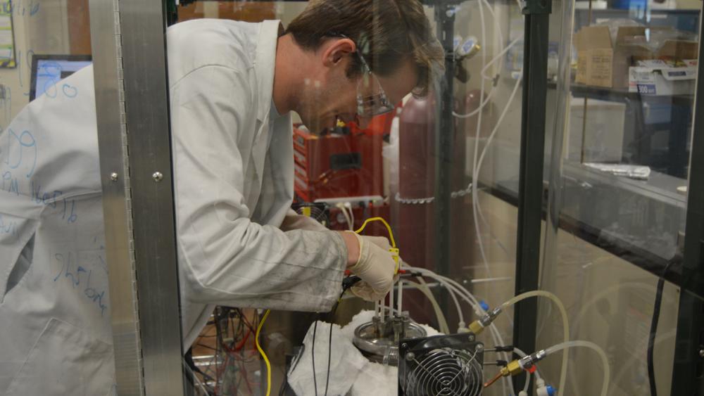 Materials Science And Engineering Graduate Student Awarded DOE ...