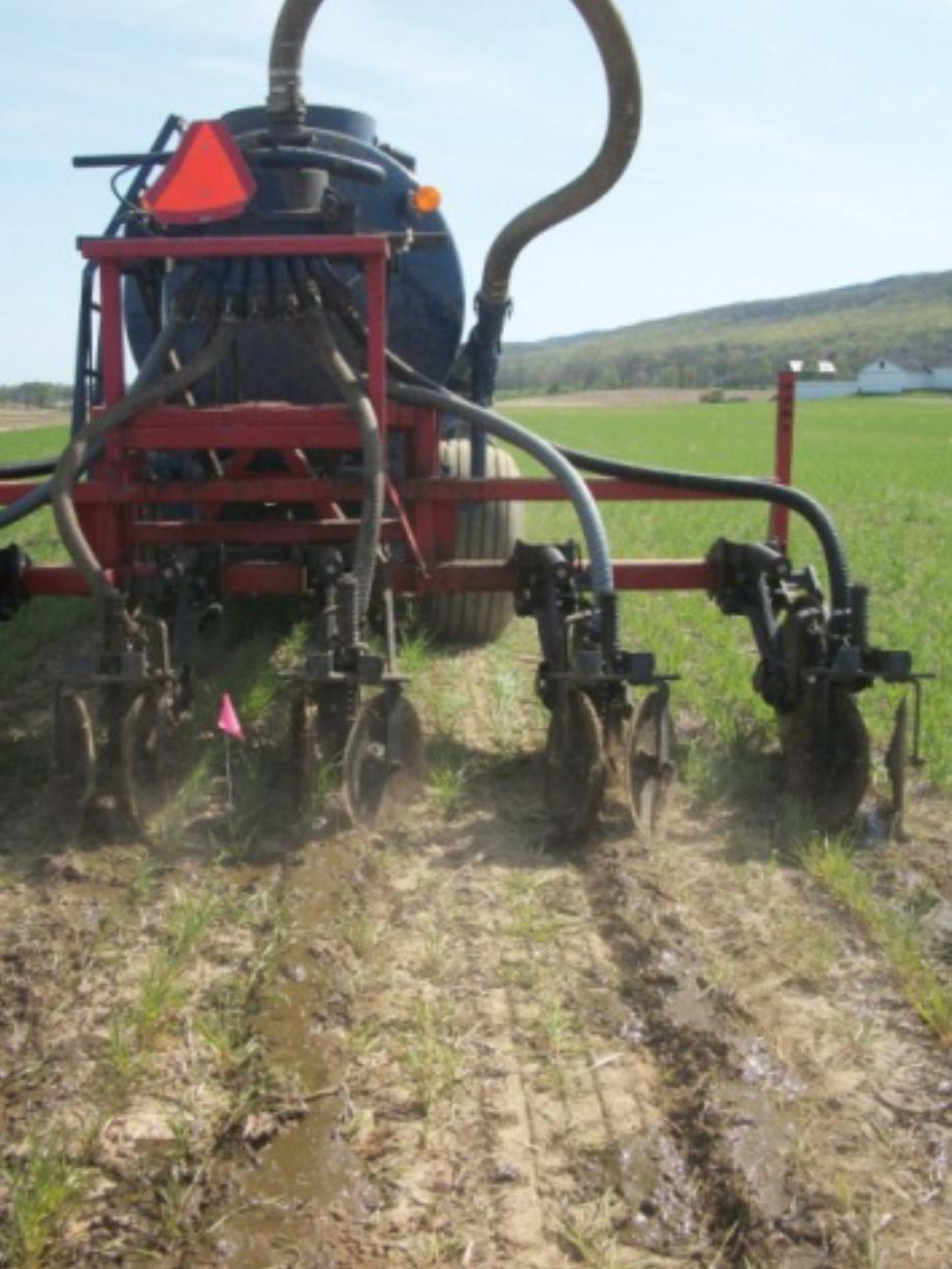 injecting manure