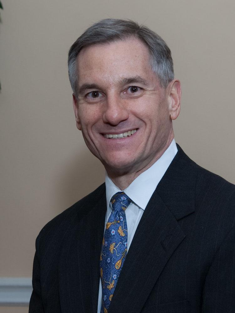 Lou Martarano headshot