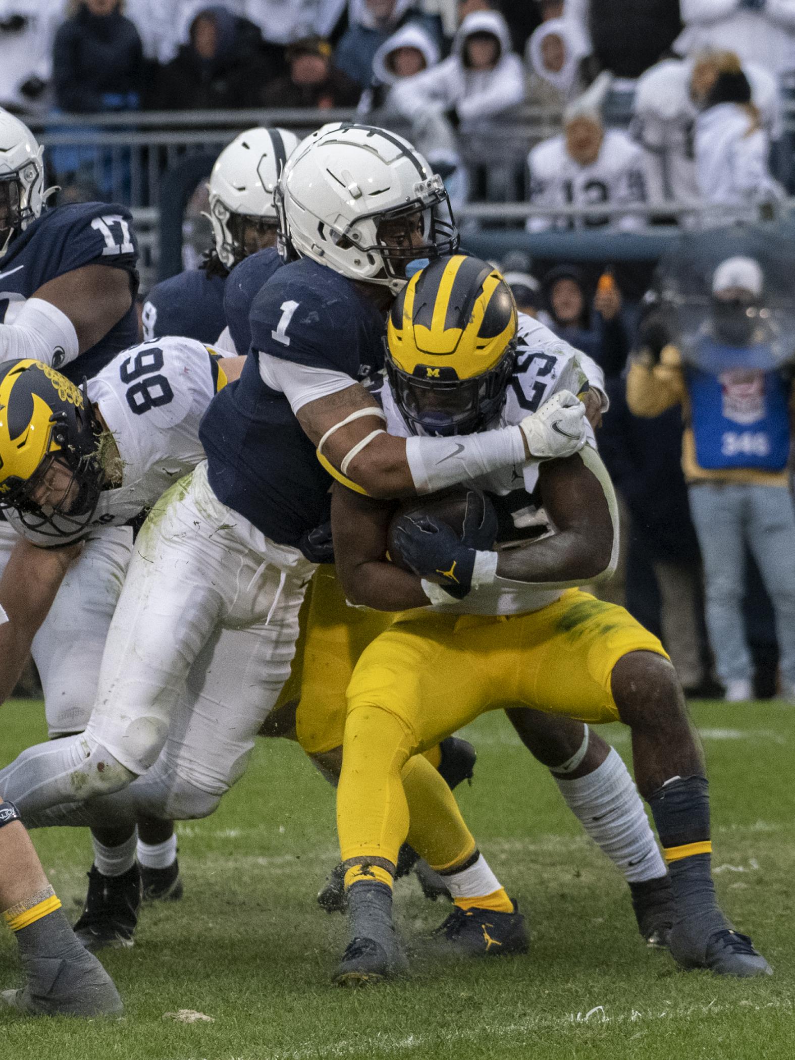 Haskins tackled by Brister
