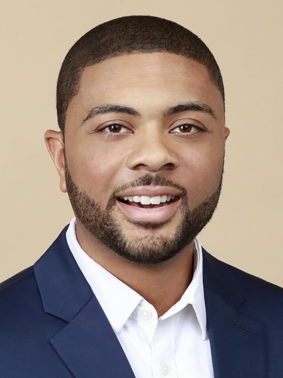 Mikel Jones headshot
