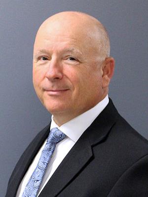 A headshot of Stephen Pellman.