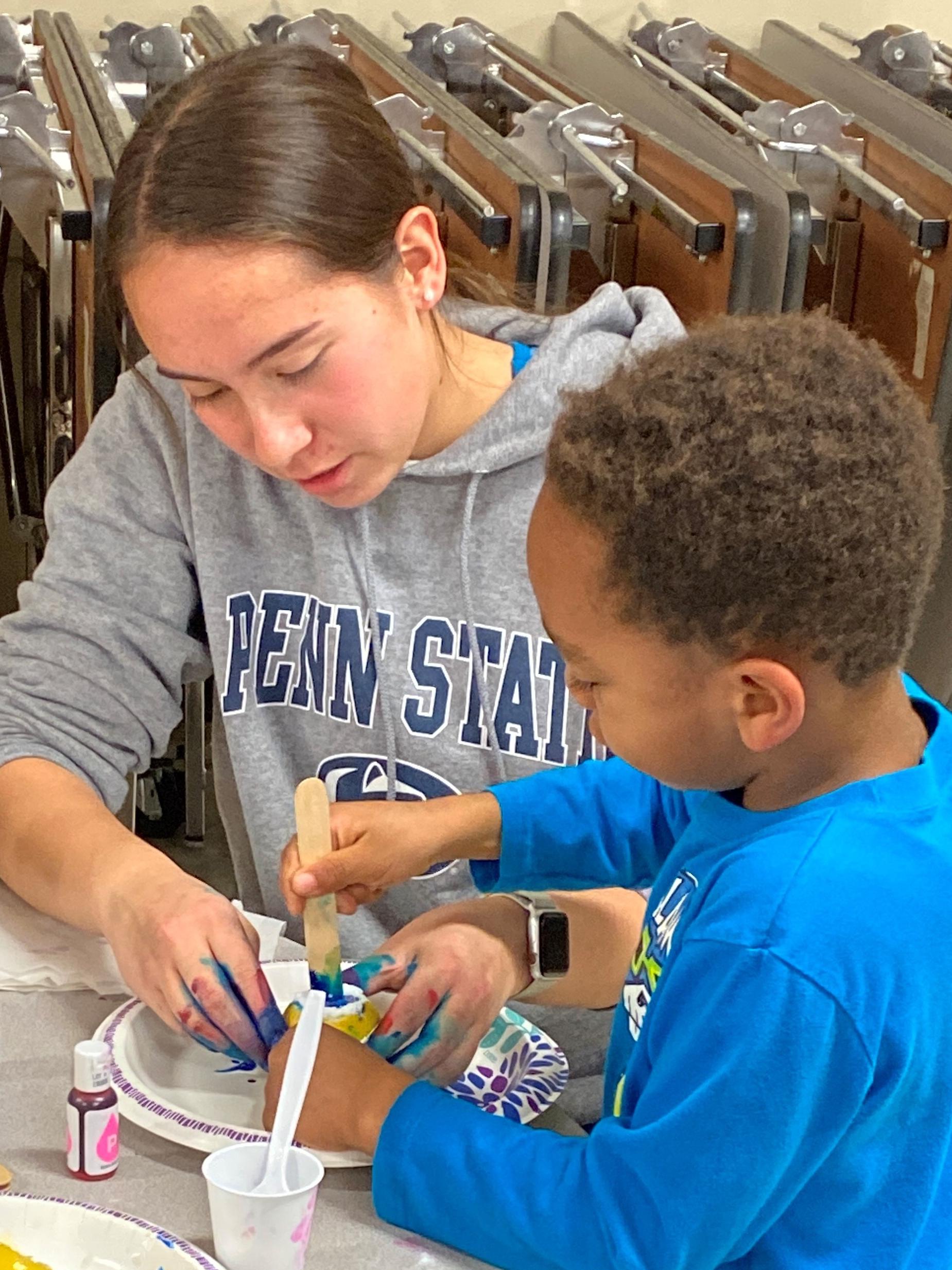 The large-scale community science program Exploration-U focuses on innovative, hands-on science activities led by collaborations between Penn State faculty and students, high school teachers and students, and community businesses and partners.