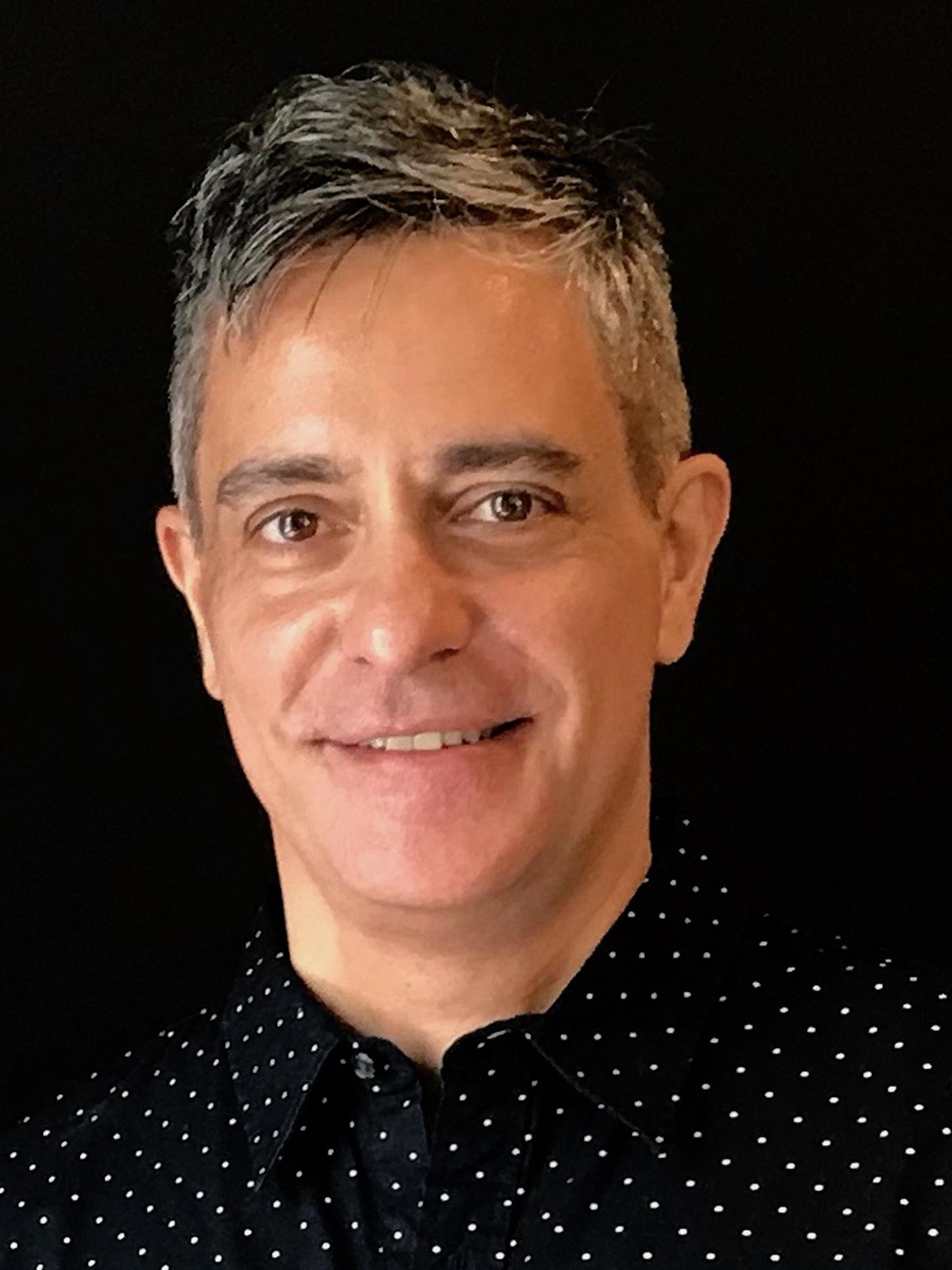 Roland Ballester headshot