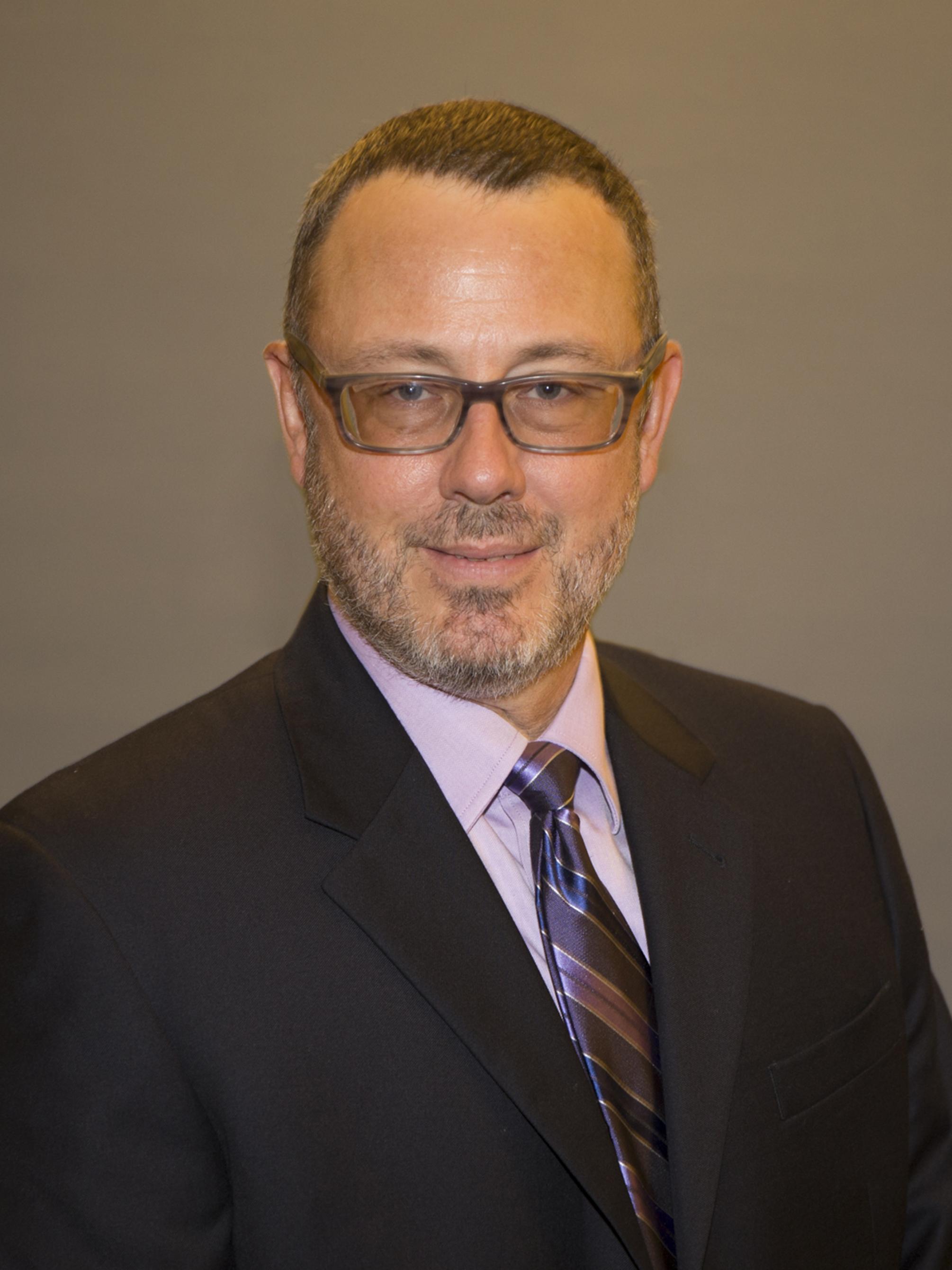 Headshot of Craig L. Pearce 