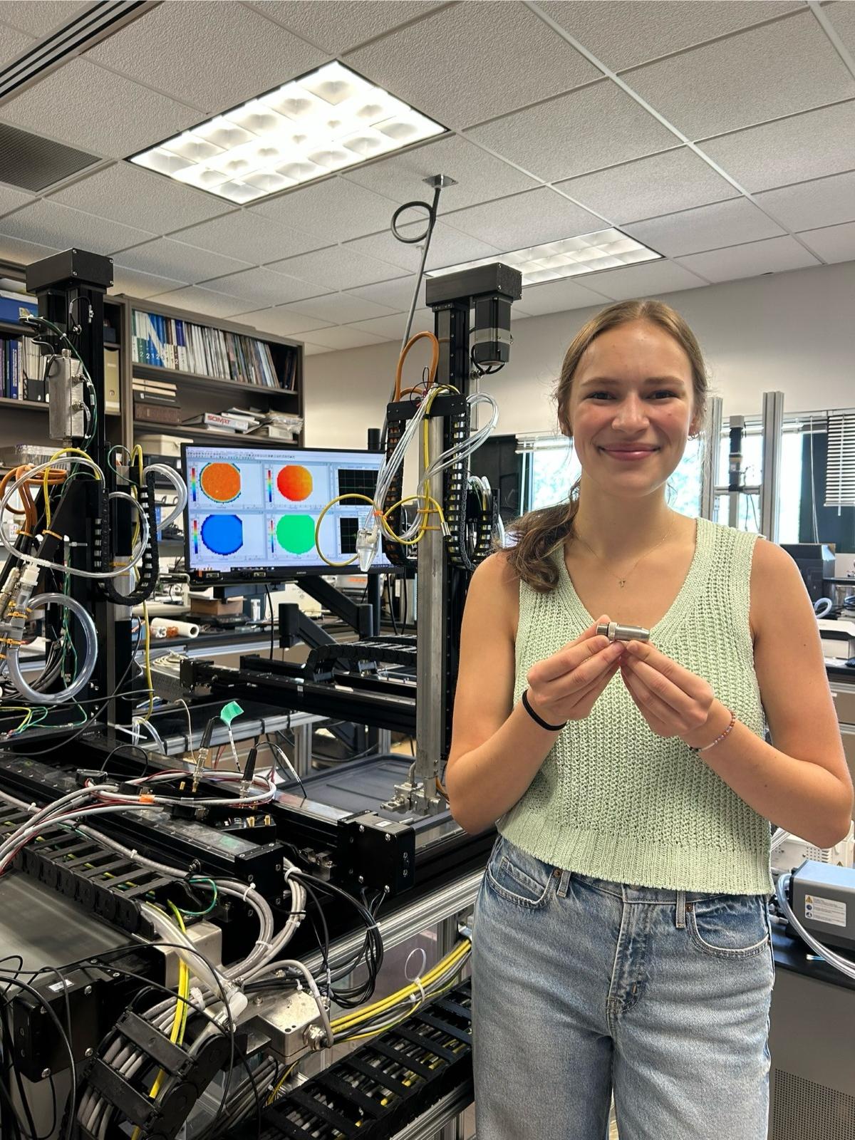 Aleta Lyzinski posing in lab