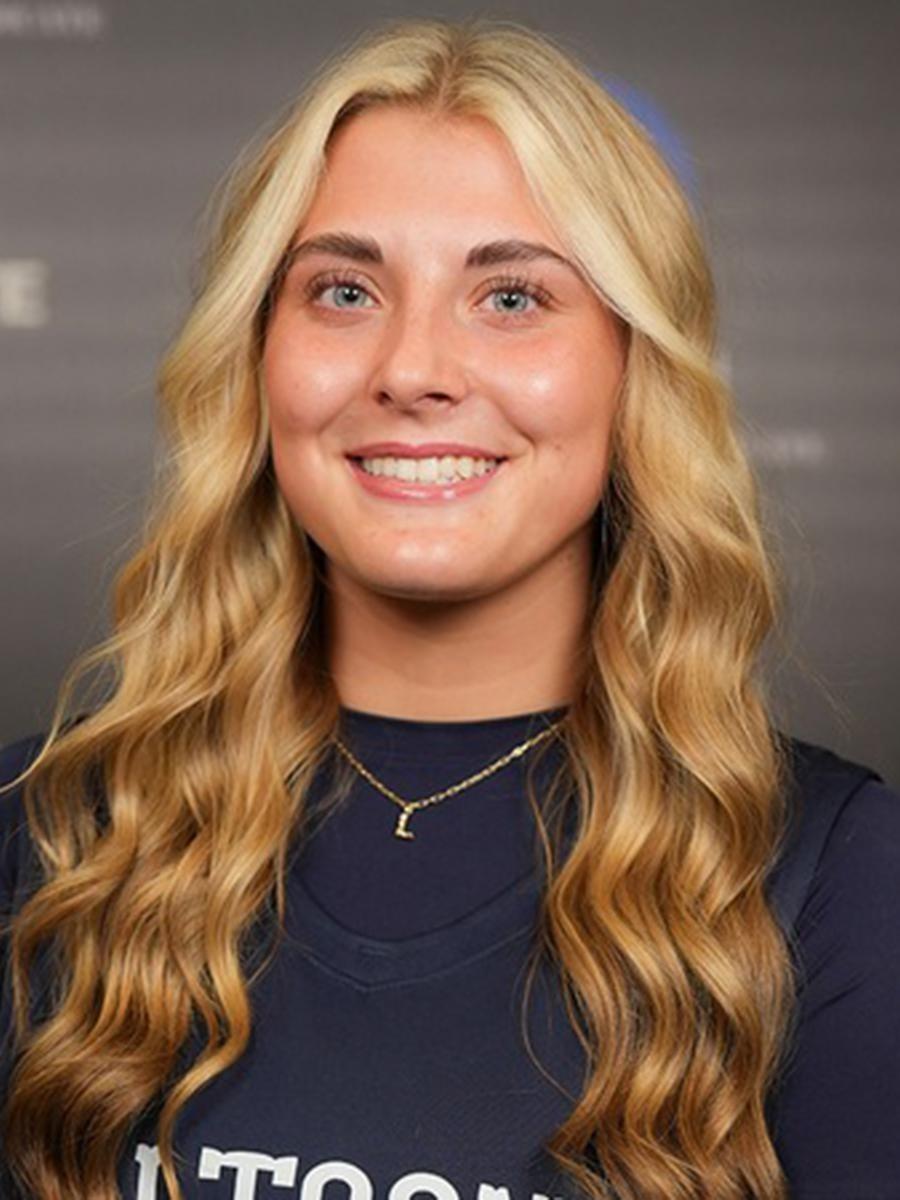 Lanie Wilt headshot