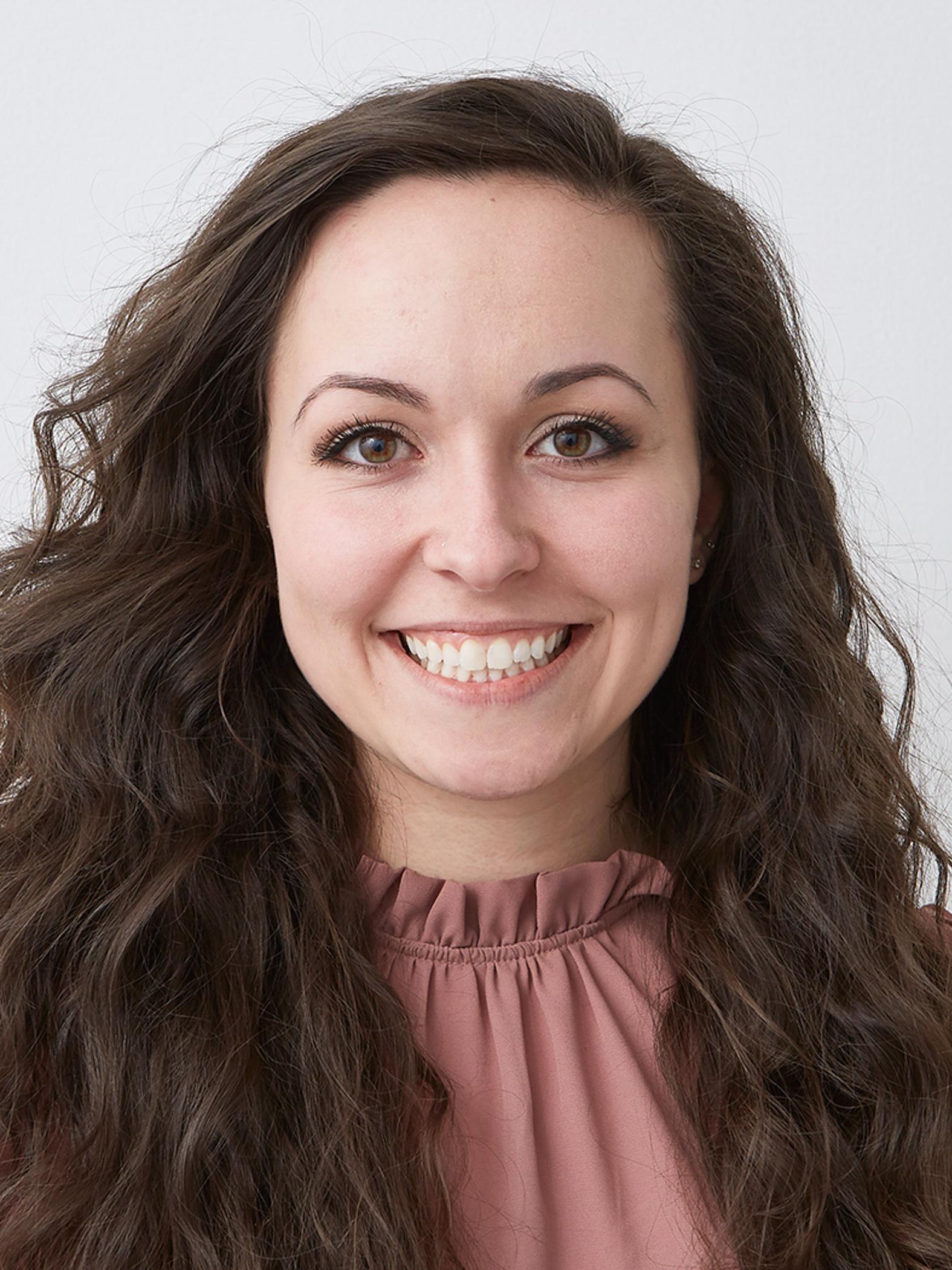 Ali Petrizzi headshot