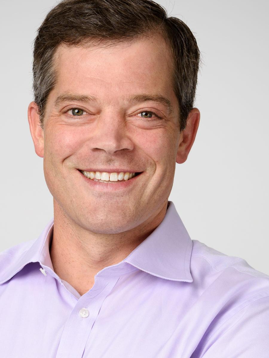 Bruce booth headshot