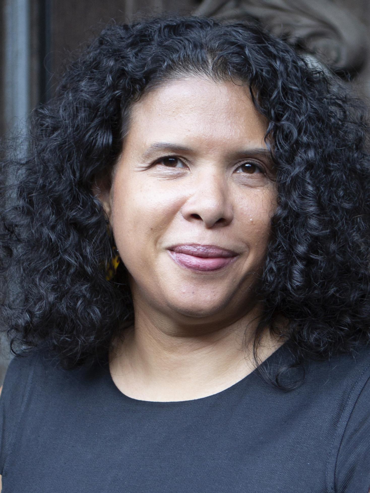 Juleyka Lantigua Williams headshot