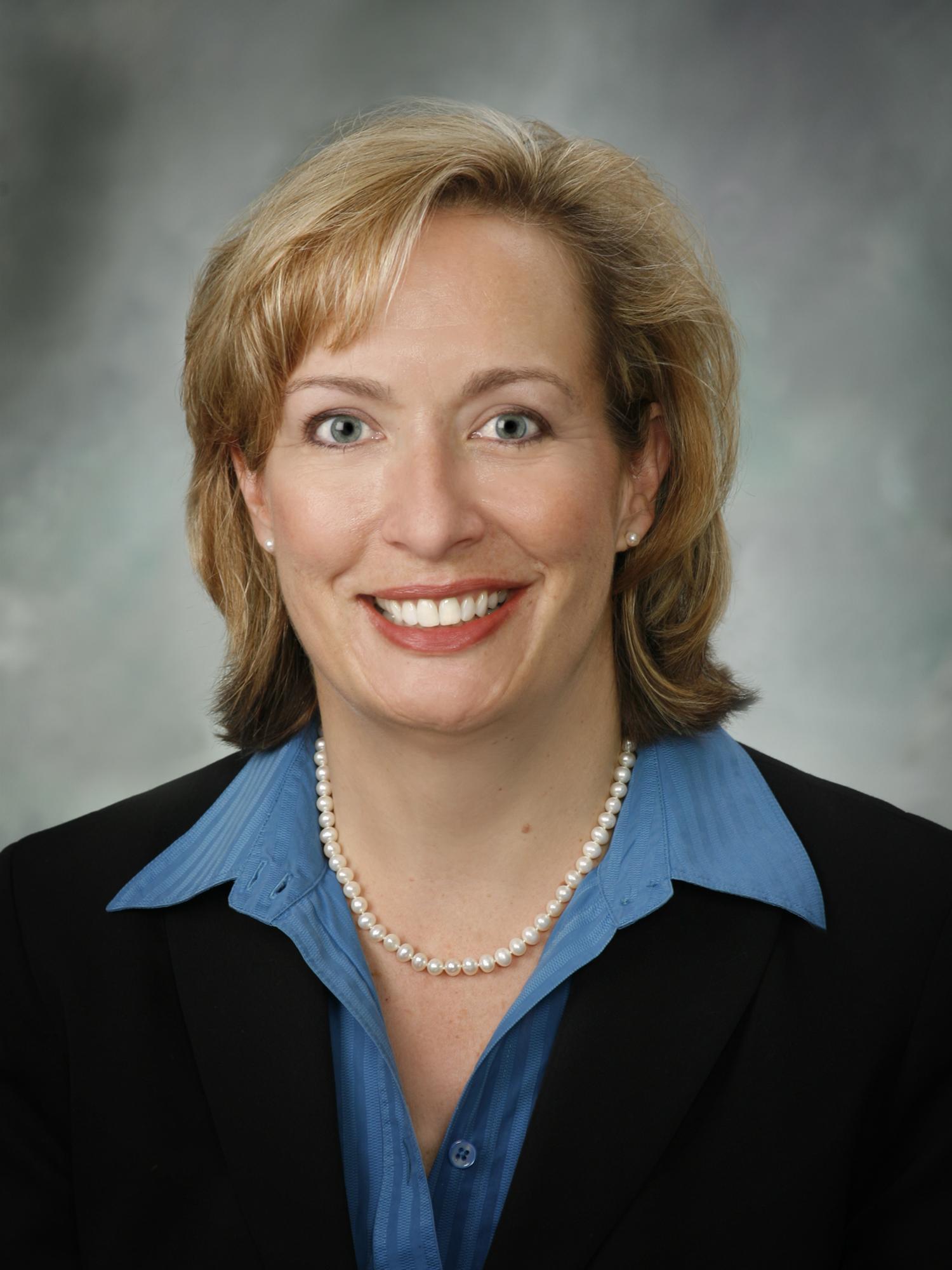 Karen Kotowski headshot