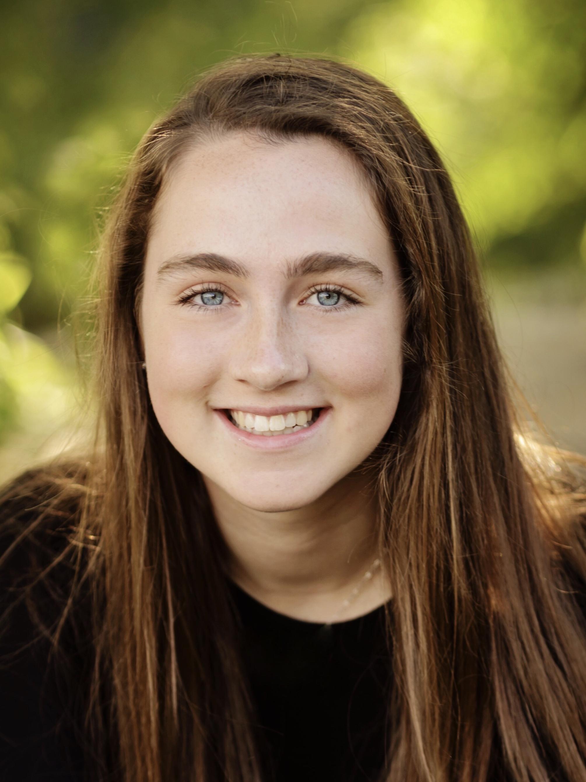 Kristen Miller headshot