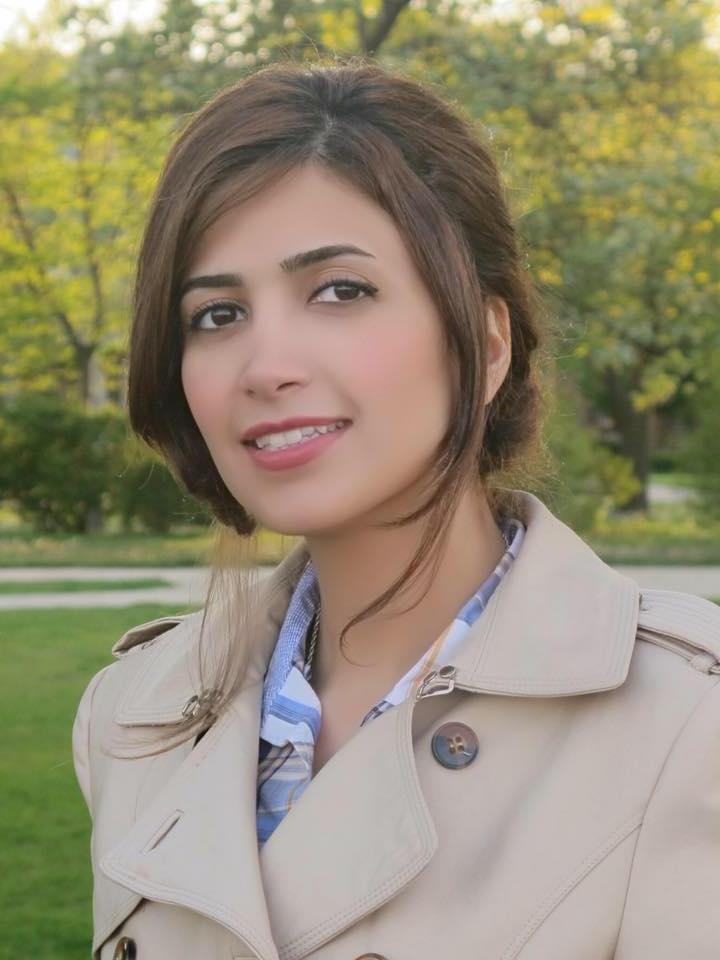 Mahsa Khosrojerdi headshot
