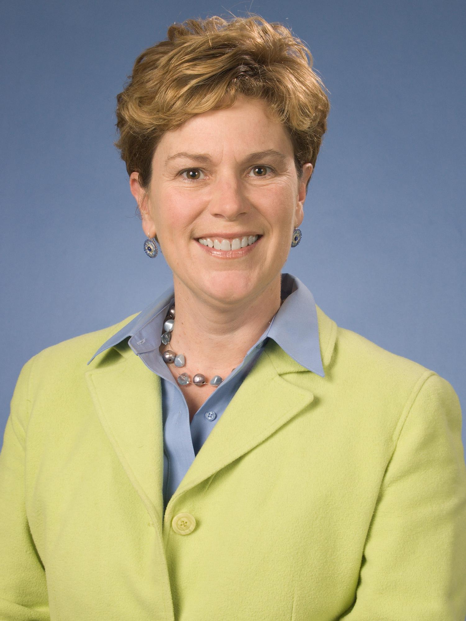 A portrait of Penn State Behrend professor Mary Beth Pinto